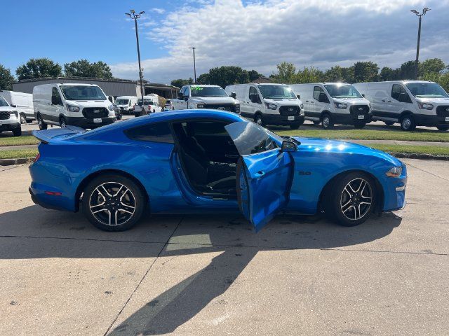 Used 2019 Ford Mustang GT RWD image 9