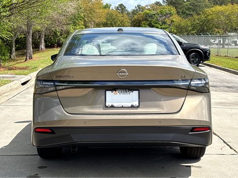 New 2026 Nissan Sentra SL w/ Floor Mat Package FWD image 22