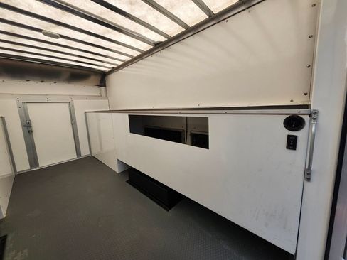 Used 2022 Chevrolet Express 3500 w/ Power Convenience Package RWD image 25