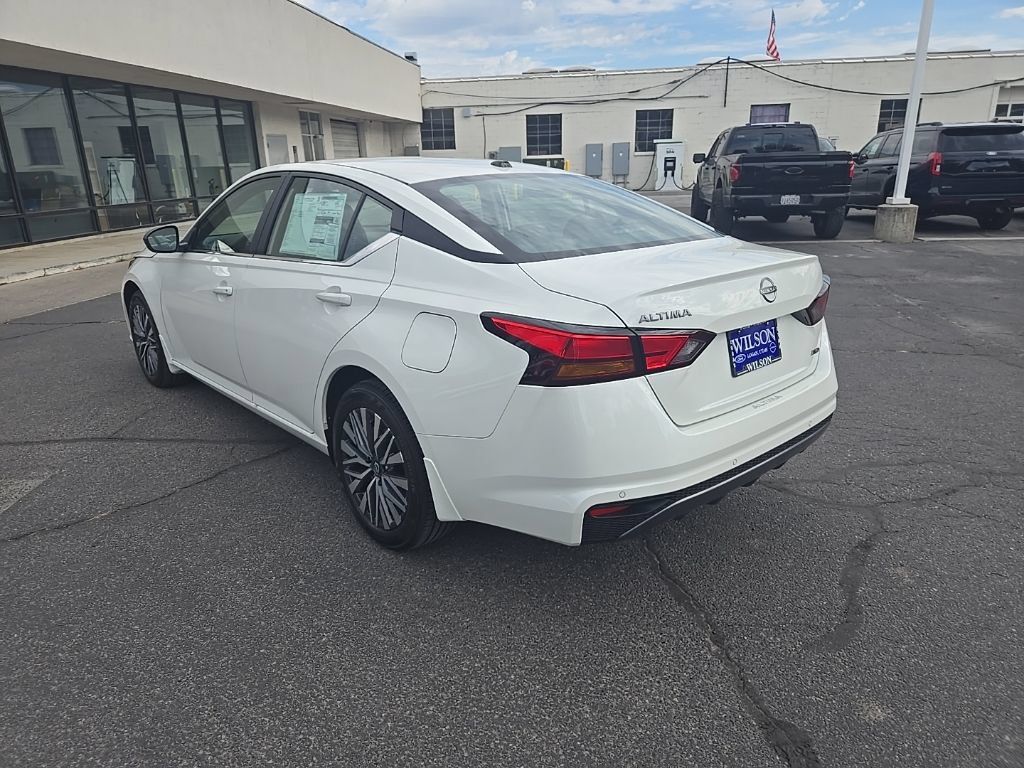 New 2026 Nissan Altima 2.5 SV AWD/4WD image 7