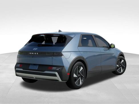 New 2026 Hyundai Ioniq 5 SE RWD image 4