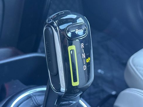 Used 2021 MINI Cooper SE w/ 8.8" Touchscreen Nav Package image 27