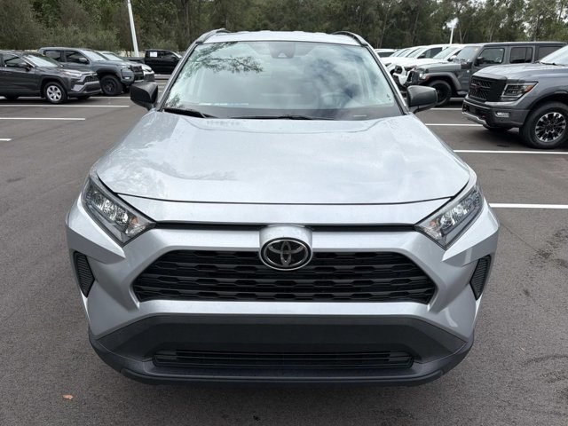 Used 2021 Toyota RAV4 LE AWD/4WD image 6