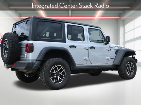 Used 2024 Jeep Wrangler Unlimited Rubicon image 7