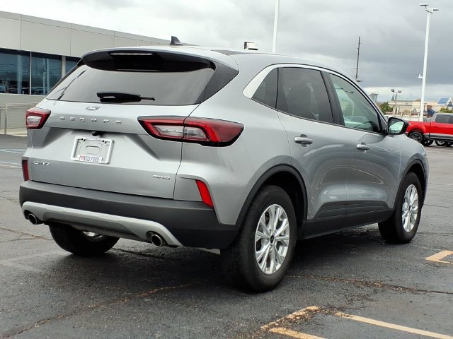 Used 2024 Ford Escape Active AWD/4WD image 8