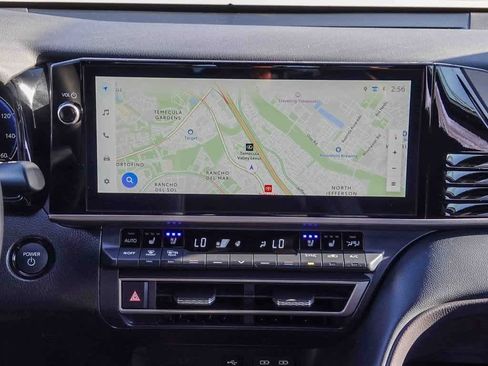 Used 2025 Toyota Camry XSE image 12