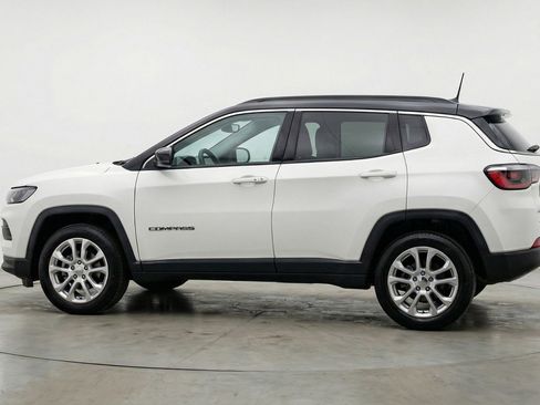 Used 2025 Jeep Compass Limited image 5