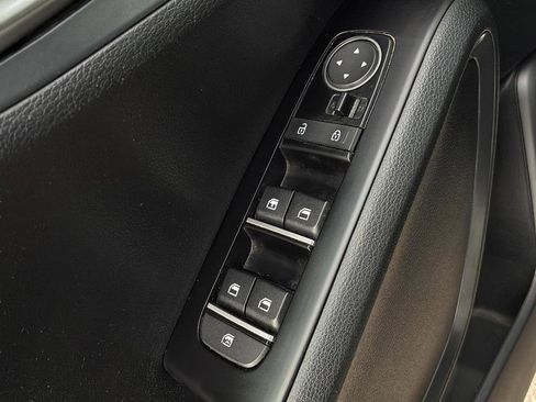 Used 2021 Kia Soul EX image 12