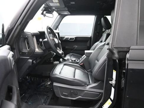 Certified 2025 Ford Bronco Outer Banks AWD/4WD image 10