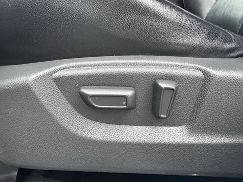 Used 2022 Mitsubishi Eclipse Cross SE image 22