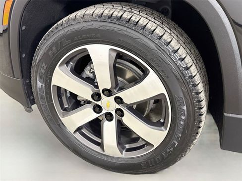 Used 2022 Chevrolet Traverse LT w/ LT Premium Package FWD image 35