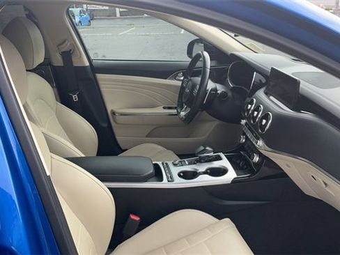 Certified 2023 Kia Stinger GT2 image 25