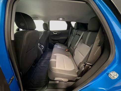 Used 2024 Chevrolet Blazer LT w/ Convenience Package FWD image 21