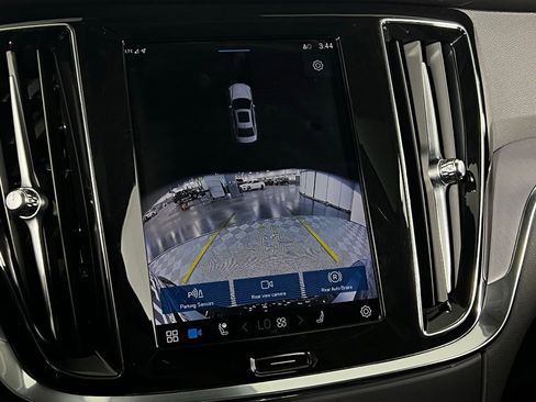 Used 2024 Volvo S60 B5 Core image 19