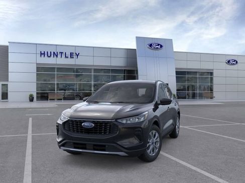 New 2025 Ford Escape Active w/ Active Premium Tech Pack AWD/4WD image 2