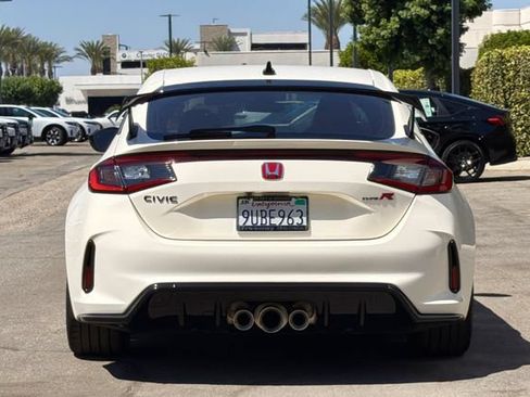 Certified 2025 Honda Civic Type R image 5