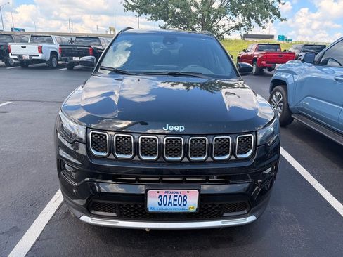 Used 2024 Jeep Compass Limited AWD/4WD image 6