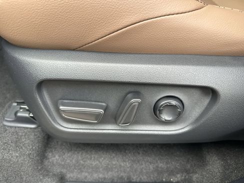 New 2026 Toyota 4Runner Limited image 25