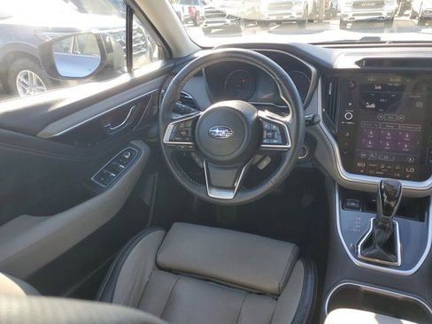 Used 2020 Subaru Outback Limited image 24