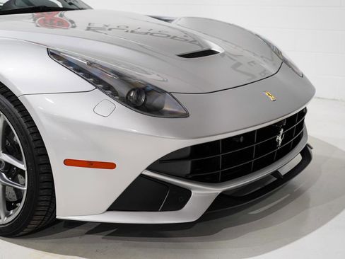 Used 2015 Ferrari F12 Berlinetta image 24