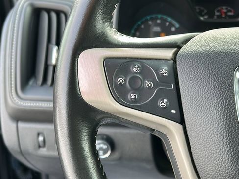 Used 2017 GMC Canyon SLT w/ Driver Alert Package image 13