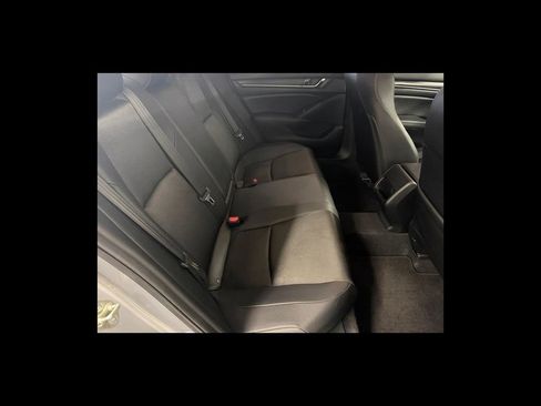 Used 2019 Honda Accord Sport image 19