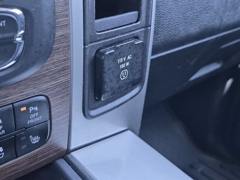Used 2015 RAM 1500 Laramie w/ Trailer Tow Group AWD/4WD image 33
