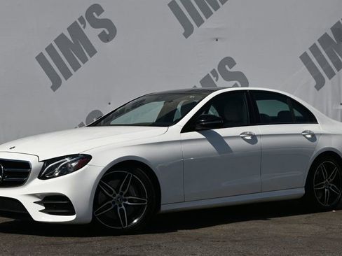 Used 2019 Mercedes-Benz E 300 image 1
