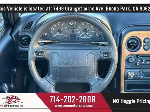 Used 1996 MAZDA MX-5 Miata RWD image 19