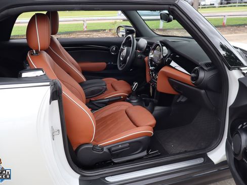 Used 2024 MINI Cooper Convertible w/ Signature Upholstery Package FWD image 26