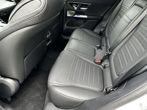 Certified 2025 Mercedes-Benz GLC 300 4MATIC image 24