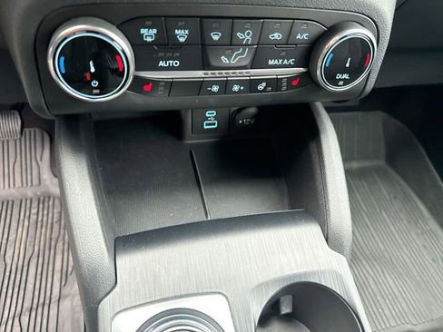 Used 2023 Ford Escape Active image 12
