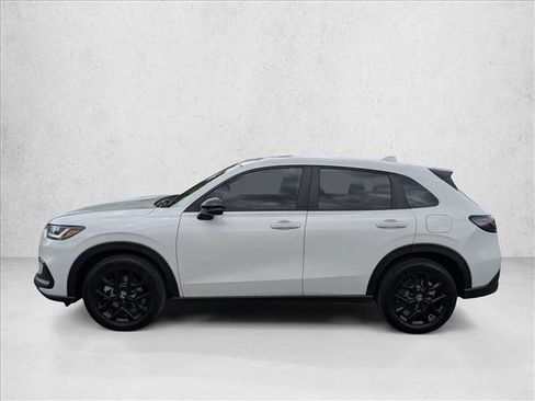 Used 2024 Honda HR-V Sport image 9