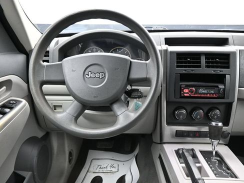 Used 2008 Jeep Liberty Sport w/ Popular Equipment Group AWD/4WD image 13
