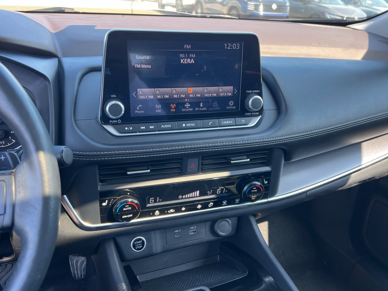 Used 2023 Nissan Rogue SV w/ SV Premium B Package FWD image 8
