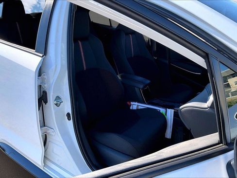 Certified 2024 Toyota Corolla SE image 7