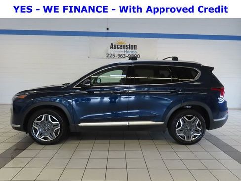 Used 2023 Hyundai Santa Fe Limited FWD image 3