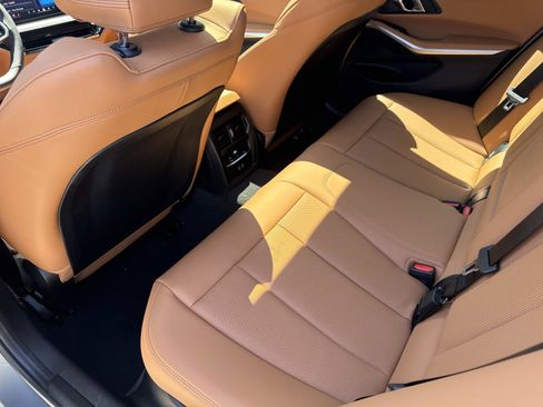 Certified 2025 BMW 330i Sedan w/ M Sport Package RWD image 10