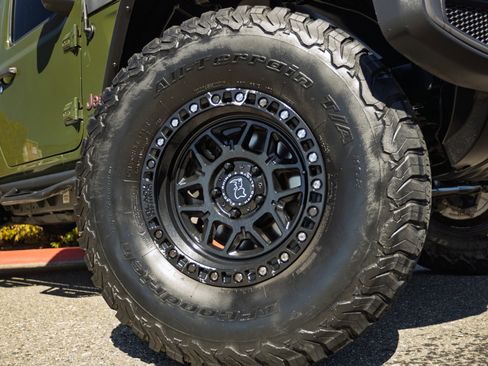 Used 2021 Jeep Wrangler Unlimited Rubicon image 21