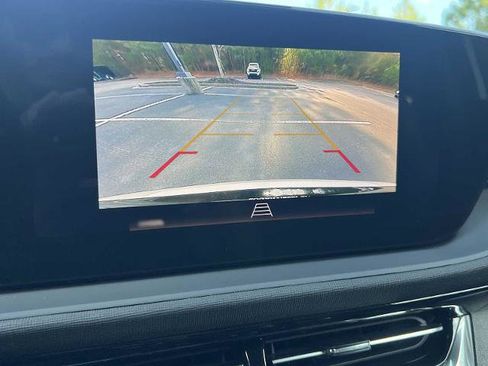 New 2026 Buick Envista Sport Touring w/ Convenience I Package FWD image 3