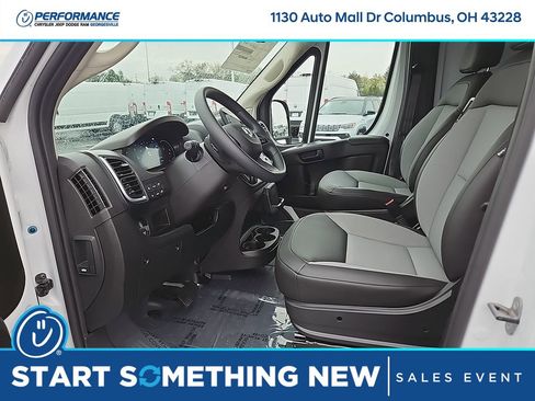 New 2025 RAM ProMaster 2500 w/ Quick Order Package 22G SLT image 12