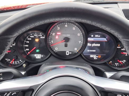 Used 2019 Porsche 911 Carrera 4S image 17