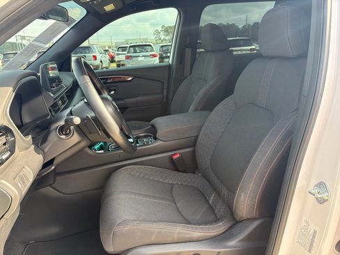 Certified 2023 Honda Pilot Sport image 10