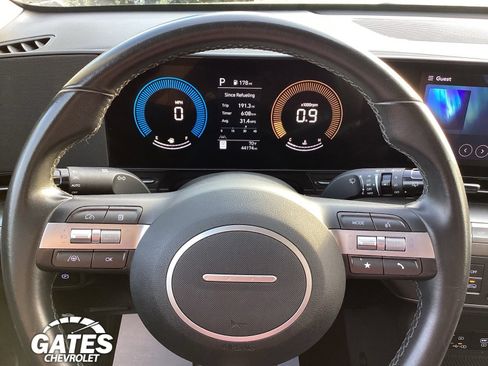 Used 2025 Hyundai Kona SEL FWD image 24