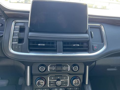 Used 2021 Chevrolet Tahoe LT image 36