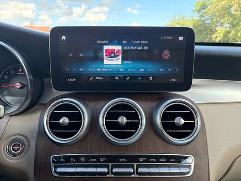 Certified 2021 Mercedes-Benz GLC 300 4MATIC image 23