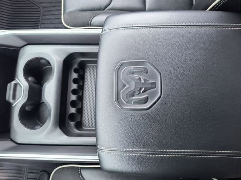 Used 2024 RAM 1500 Laramie image 21