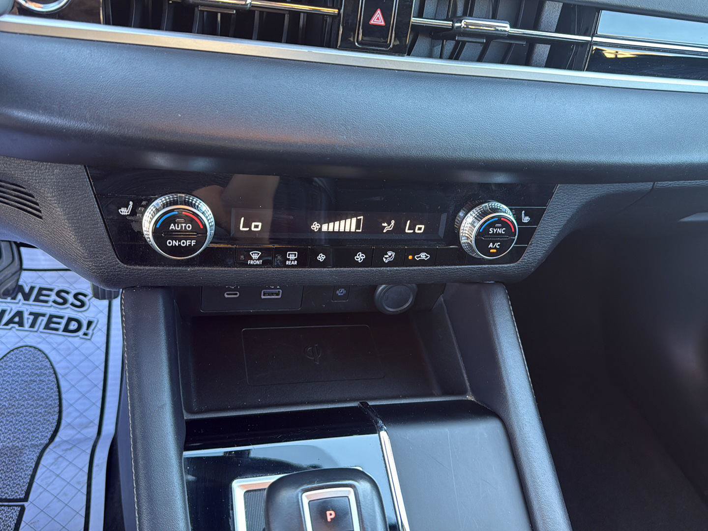 Used 2024 Mitsubishi Outlander FWD image 30