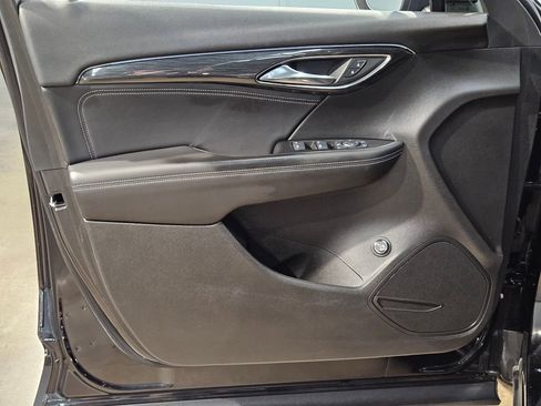 Used 2022 Buick Envision Preferred FWD image 20