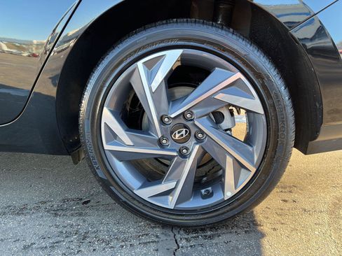 New 2025 Hyundai Elantra Sport image 10
